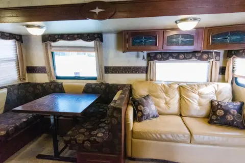 Best Family Unit FlagstaffBHWS 34’ Bunk model
