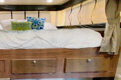Kahrin's Palomino SS1251 backpacking edition  Truck Camper