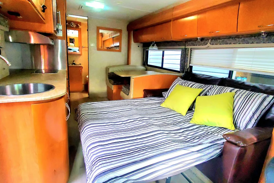 MERCEDES  SPRINTER " DORADO " Class C
