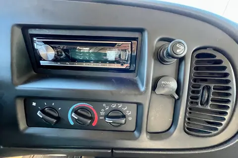 Stella Leisure Travel Van