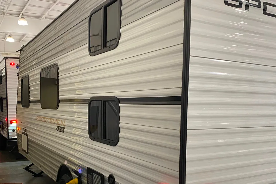 Khurram's KZ Sportsmen Classic 180BH Travel Trailer