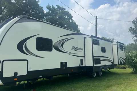 Grand Design Reflection Travel trailer