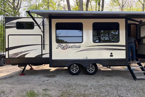 Grand Design Reflection Travel trailer