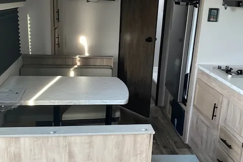Larry's Grand River 25RB Travel Trailer