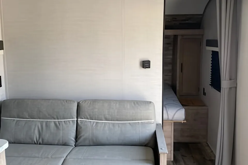 Larry's Grand River 25RB Travel Trailer