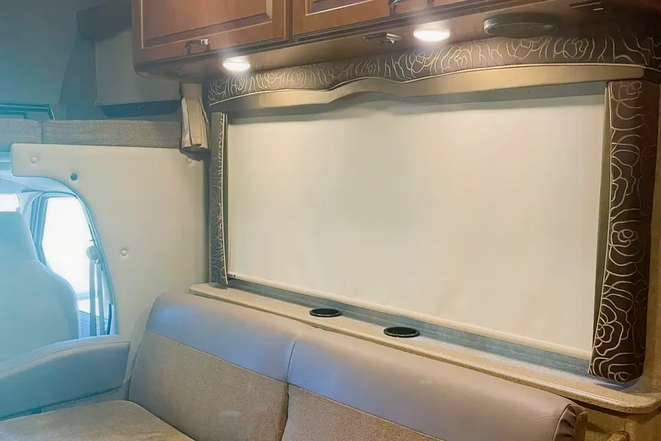 Parikh's Thor Motor Coach Chateu 2016 Class C
