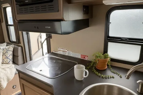 Happy Camper Thor Majestic 2018