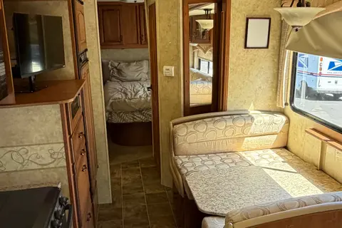 Daniel's Jayco GREYHAWK 31SS Class C
