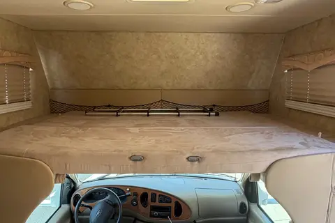 Daniel's Jayco GREYHAWK 31SS Class C