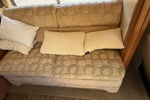 Daniel's Jayco GREYHAWK 31SS Class C