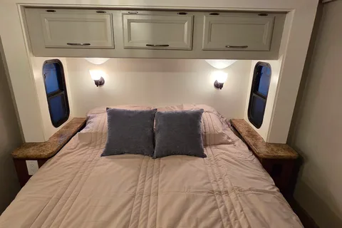 Thor "INCLUDES EVERYTHING"
