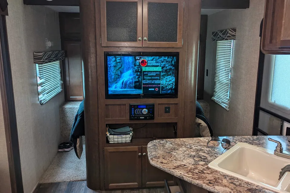 Shawn's Keystone 29bks Travel Trailer