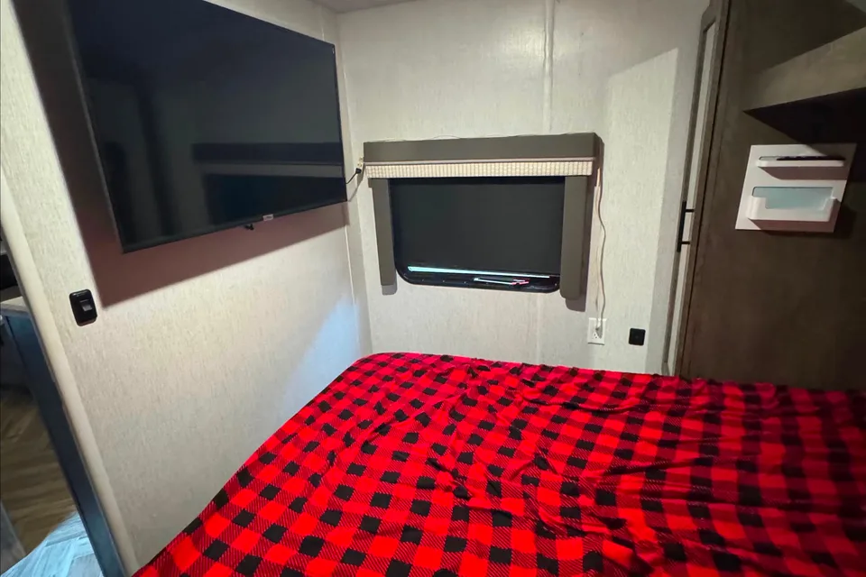 Anthony's Forest River Salem Travel Trailer