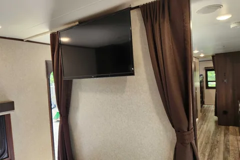 Jayco 324BDS Travel Trailer