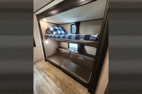 Jayco 324BDS Travel Trailer