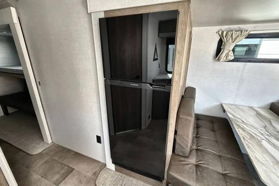 2026 Airelume 315–Spacious Family Bunkhouse Camper