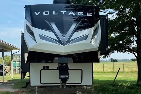 Robert's Toy Hauler