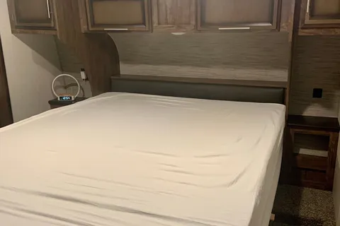 Rollin' Retreat - KZ Durango D290RLT Fifth Wheel