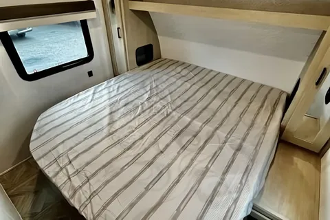 Bunkbed Travel Trailer - Forest, VA - Horse Center Delivery