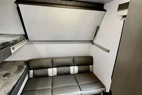 Bunkbed Travel Trailer - Forest, VA - Horse Center Delivery
