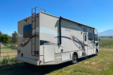 Fun and Loaded Thor ACE Motor Coach Class A