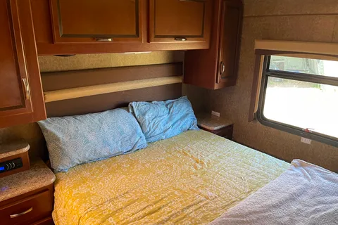 Fun and Loaded Thor ACE Motor Coach Class A