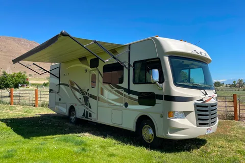 Fun and Loaded Thor ACE Motor Coach Class A