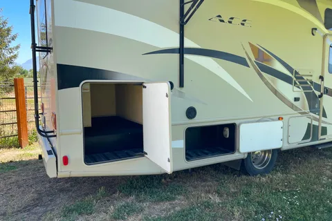 Fun and Loaded Thor ACE Motor Coach Class A