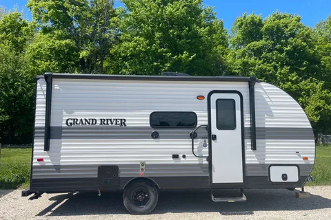 Cozy RV