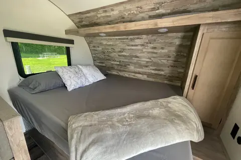 Cozy RV