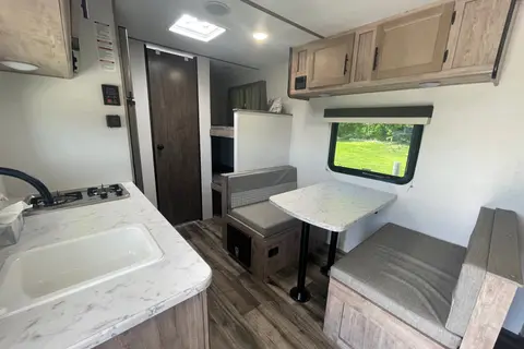Cozy RV