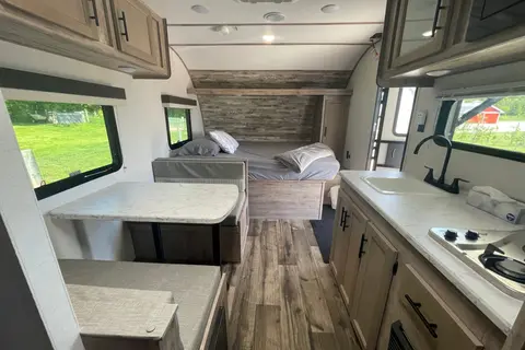 Cozy RV