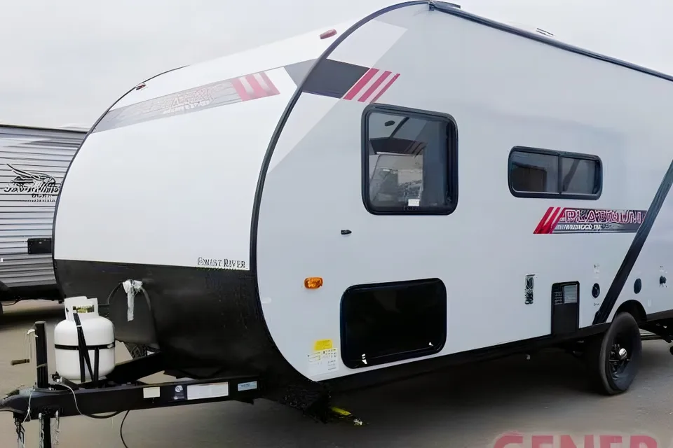 Adventure Onward's Wildwood FSX Travel Trailer