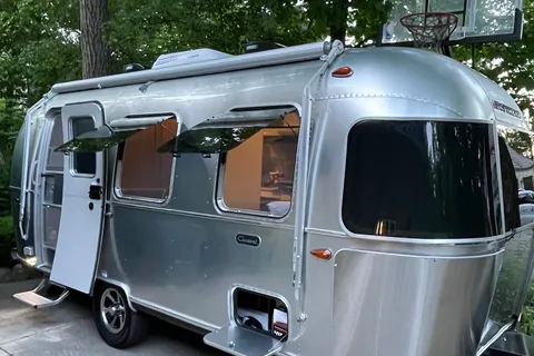 2023 Airstream Caravel 22FB