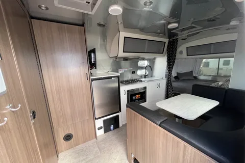 2023 Airstream Caravel 22FB