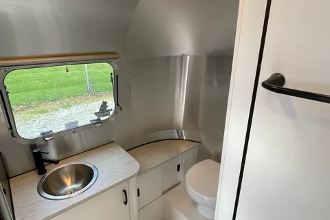 2023 Airstream Caravel 22FB