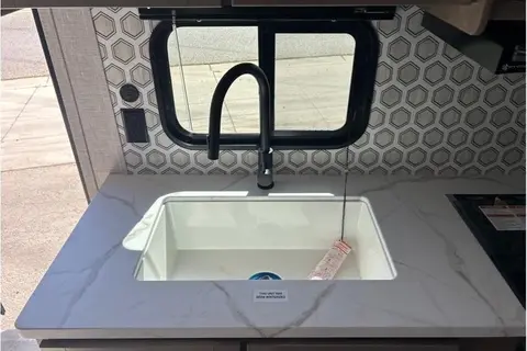 2025 NEW comfy and easy to Tow