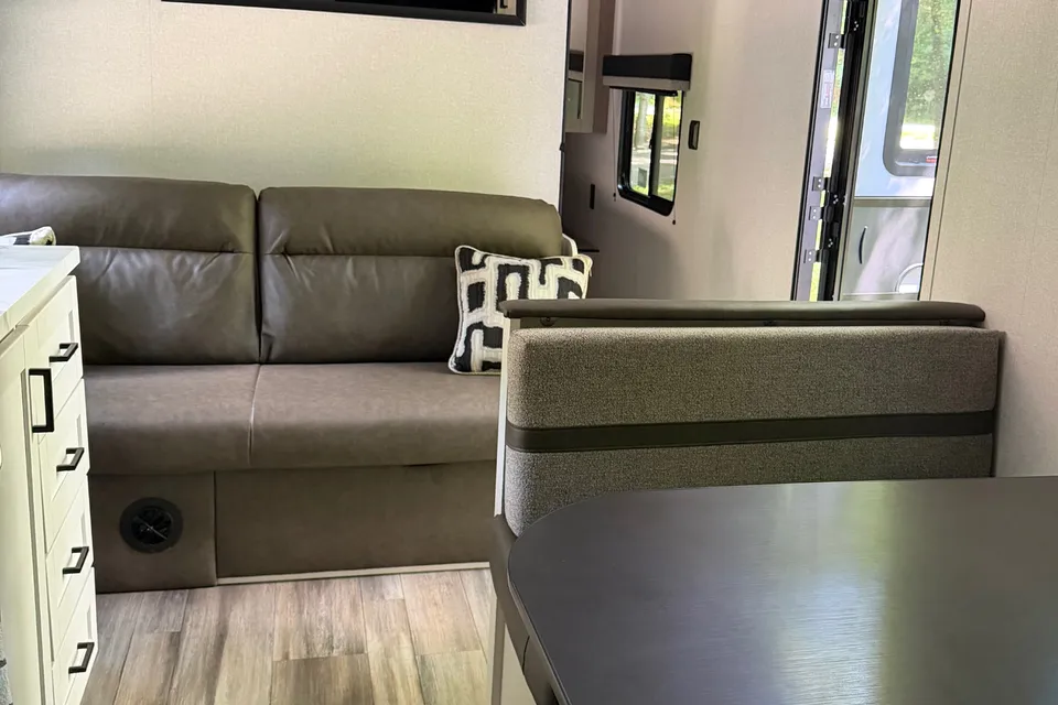 *BRAND NEW* Starcraft Autumn Ridge 26BH Travel Trailer
