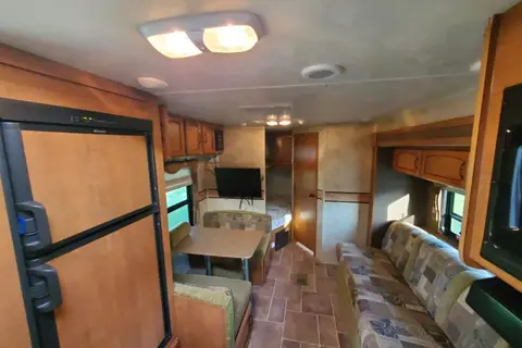 3-Puma TRAVEL TRAILER / CAMPER / RV RENTAL