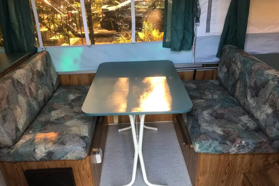 "La Cabane" Viking Tent Trailer