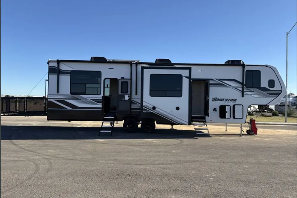 Momentum 350G Toy Hauler - Military Friendly / Off-Grid Ready DELIVERED