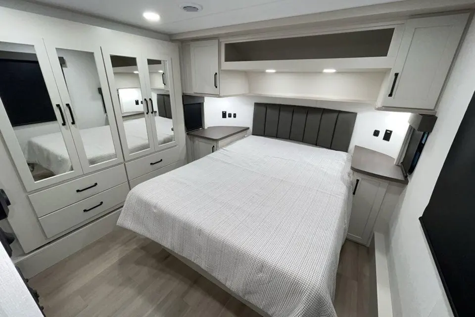 Momentum 350G Toy Hauler - Military Friendly / Off-Grid Ready DELIVERED