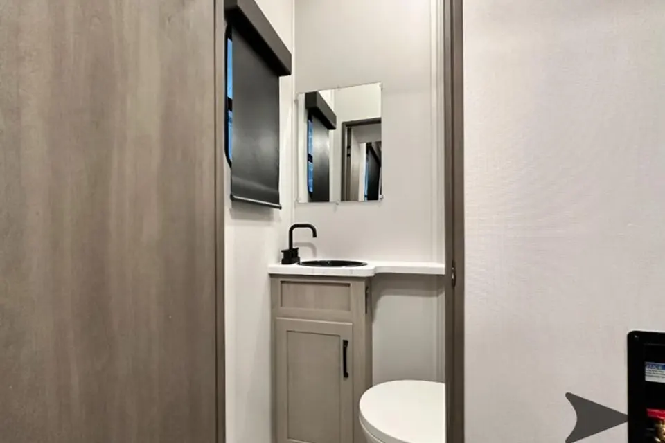 Momentum 350G Toy Hauler - Military Friendly / Off-Grid Ready DELIVERED