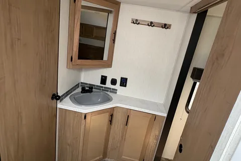 Forest River Cherokee limited 263GDK Travel Trailer