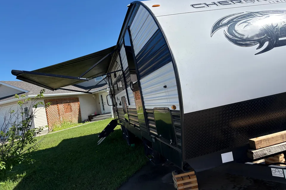 Forest River Cherokee limited 263GDK Travel Trailer