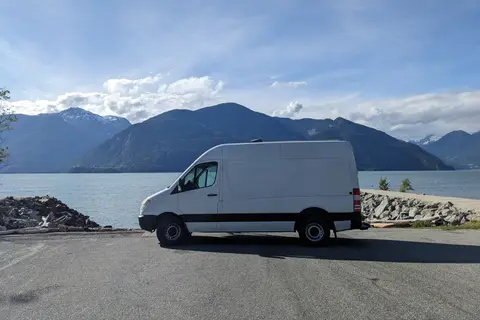 Stand 6ft+ Inside Save Money on Fuel: Diesel Engine Cozy Cabin on Wheels!