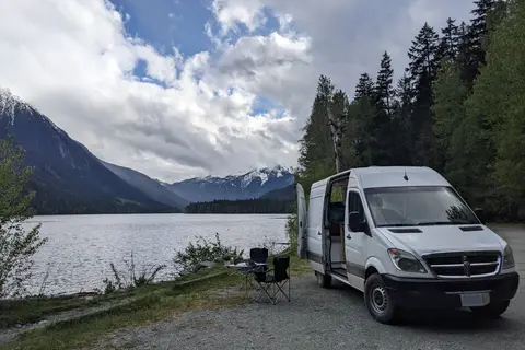 Stand 6ft+ Inside Save Money on Fuel: Diesel Engine Cozy Cabin on Wheels!