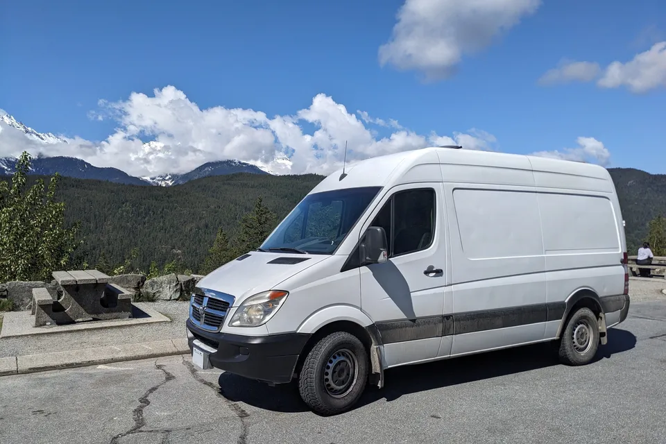 Stand 6ft+ Inside Save Money on Fuel: Diesel Engine Cozy Cabin on Wheels!