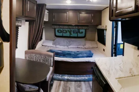 Jayco Jay Flight SLX 174BH Travel Trailer
