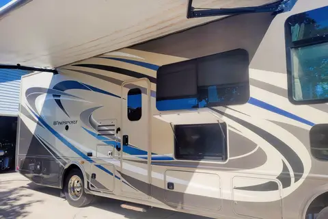 Rv1 Thor Motor Coach Windsport  Class A